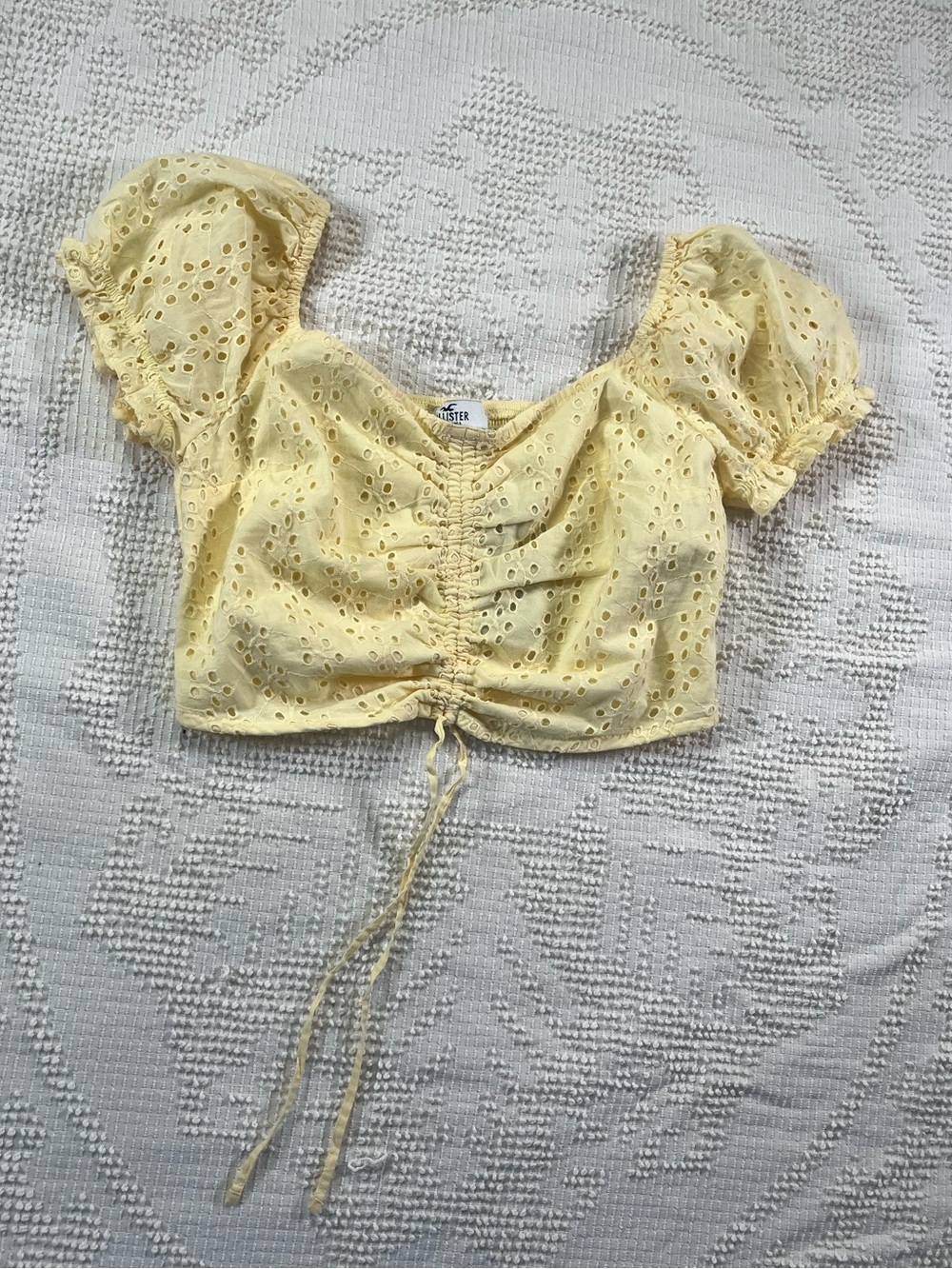Abercrombie & Fitch Pale Yellow Eyelet Ruched Crop Top